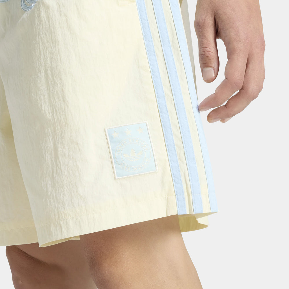 Шорты мужские adidas Originals One World Graphic