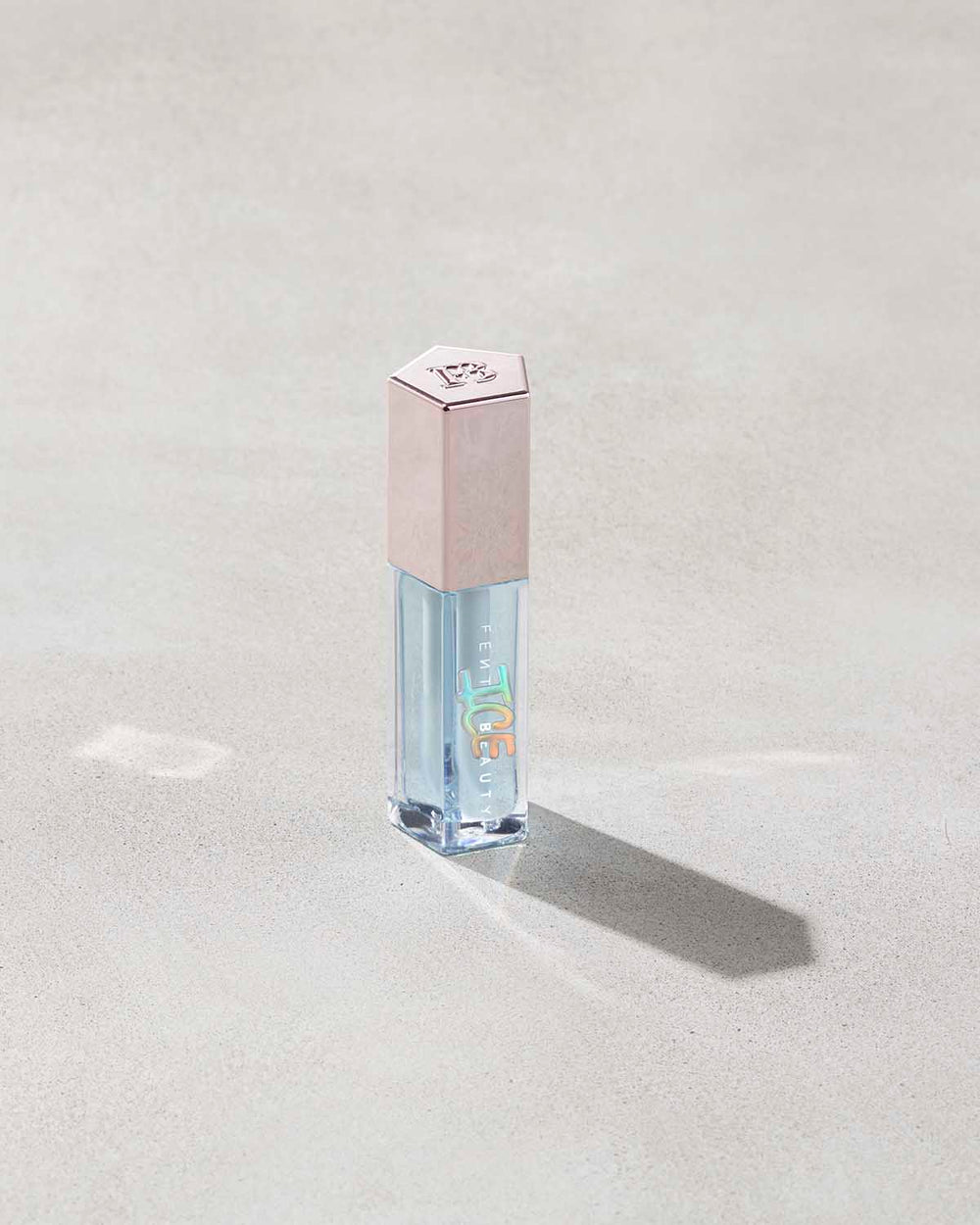 Блеск для губ Fenty Beauty Gloss Bomb Ice Cooling Lip Luminizer, оттенок Cold Heart'd