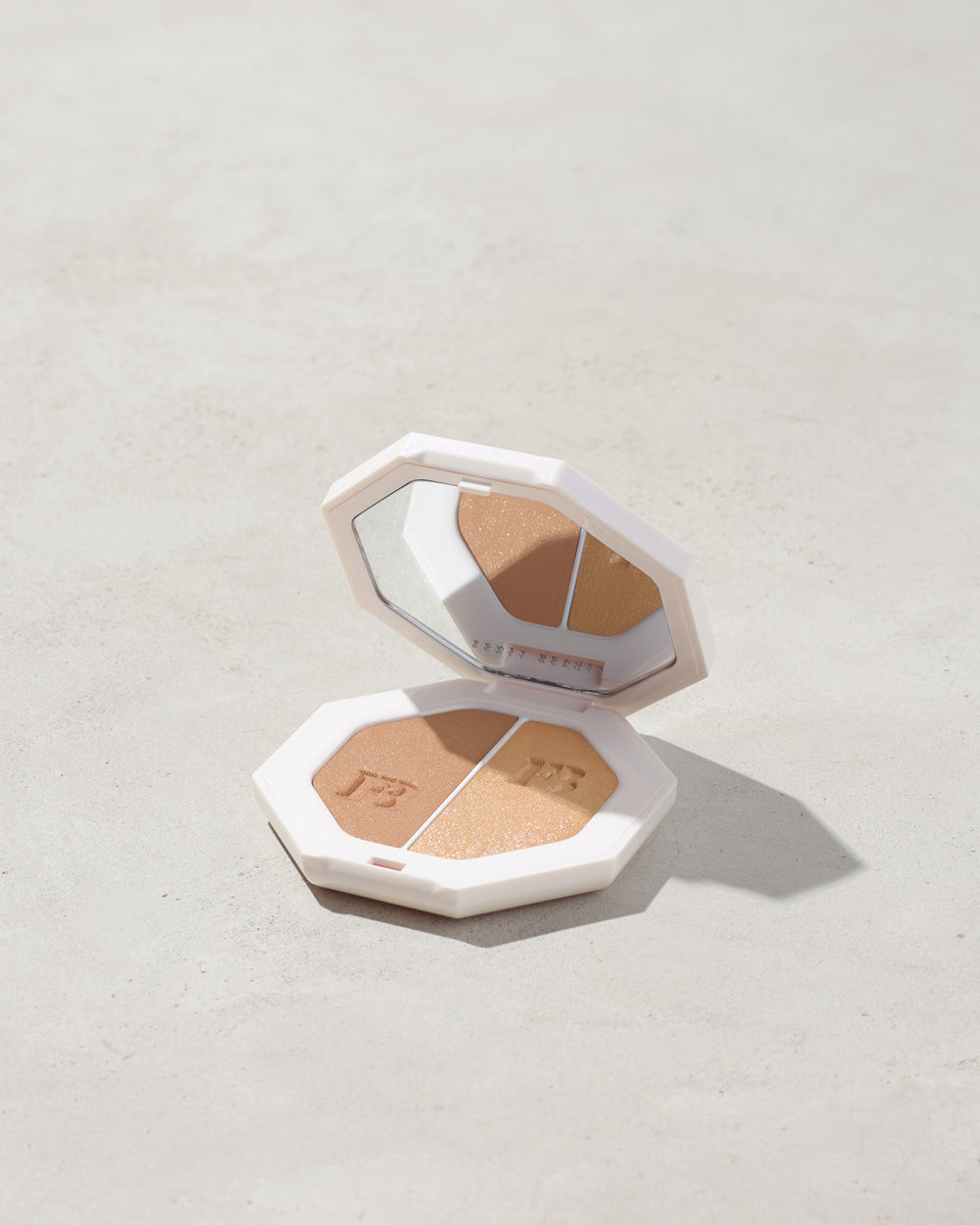 Хайлайтер Fenty Beauty Killawatt Freestyle Highlighter, оттенок Mean Money/Hu$tla Baby