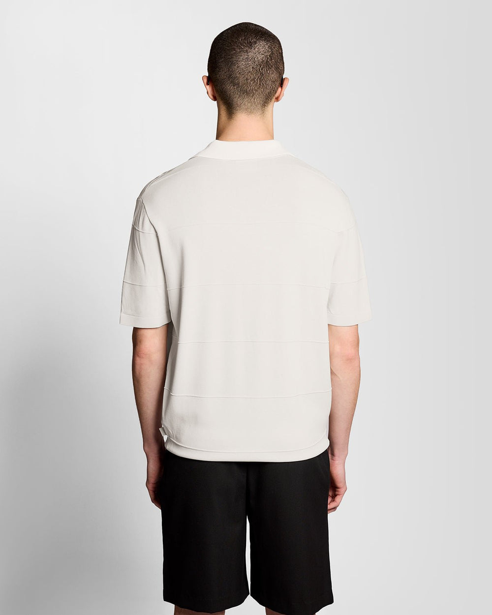 Поло мужское Lyle & Scott трикотажное с открытым воротником