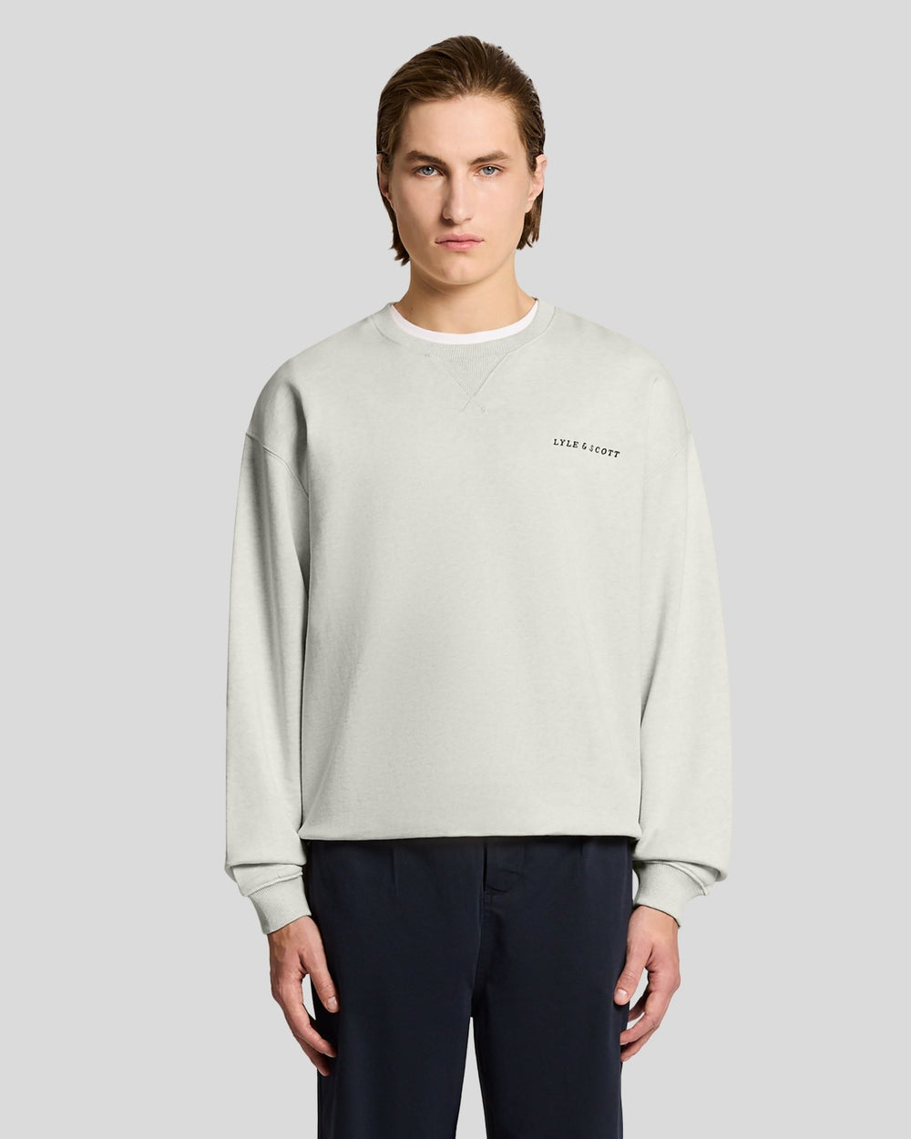 Свитшот мужской Lyle & Scott Heavyweight Script
