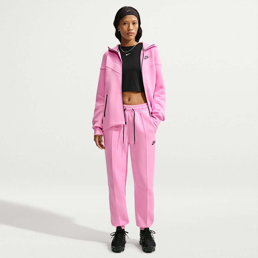 Джоггеры женские Nike Sportswear Tech Fleece