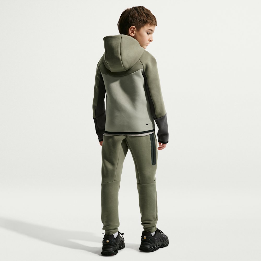 Джоггеры детские Nike Sportswear Tech Fleece