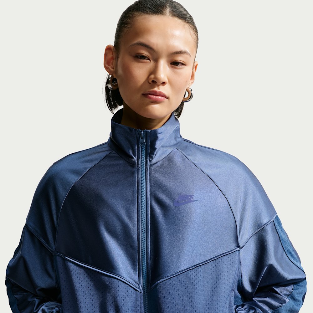 Куртка женская Nike Sportswear Windrunner