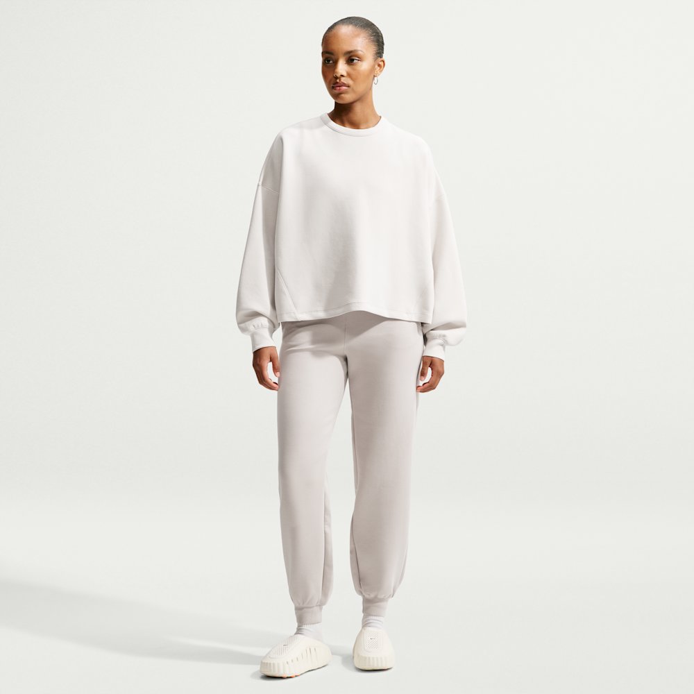 Джоггеры женские Nike 24.7 ImpossiblySoft