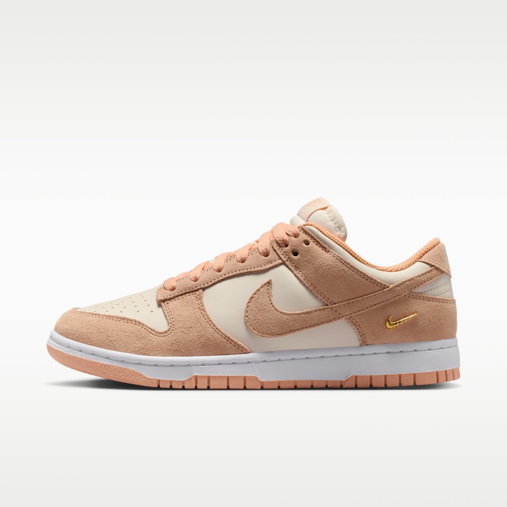 Кроссовки женские Nike Dunk Low Suede