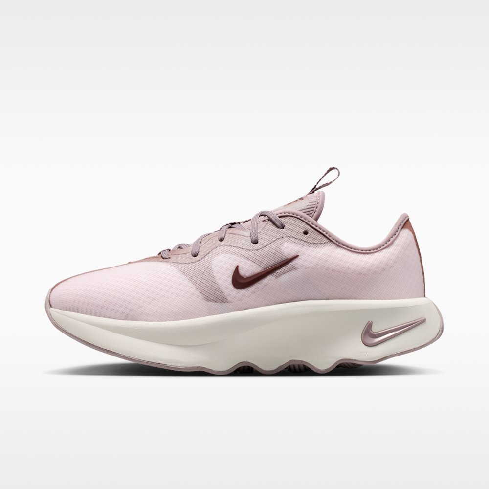 Кроссовки женские Nike Motiva 2