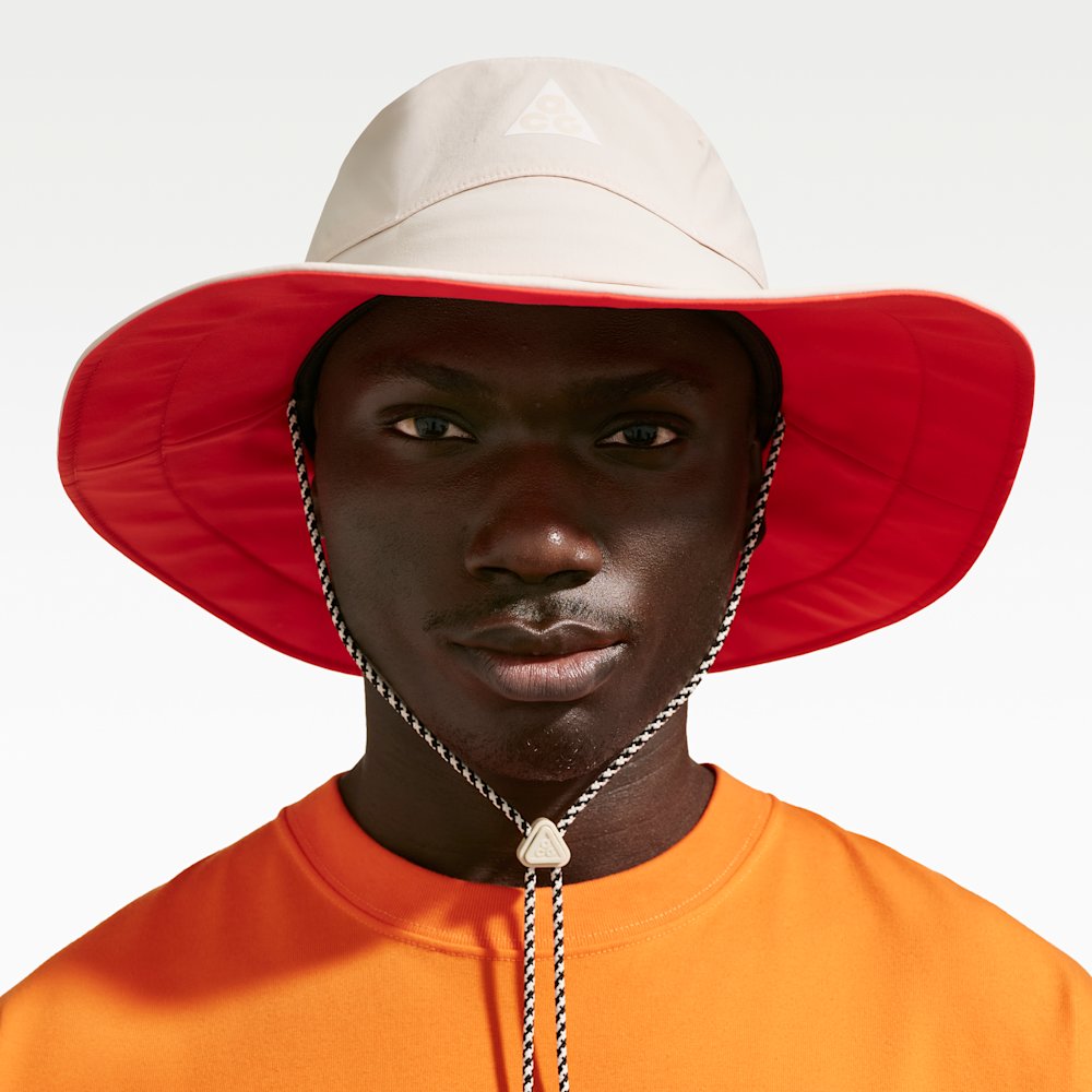 Панама Nike ACG Apex