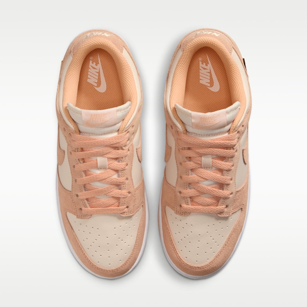 Кроссовки женские Nike Dunk Low Suede