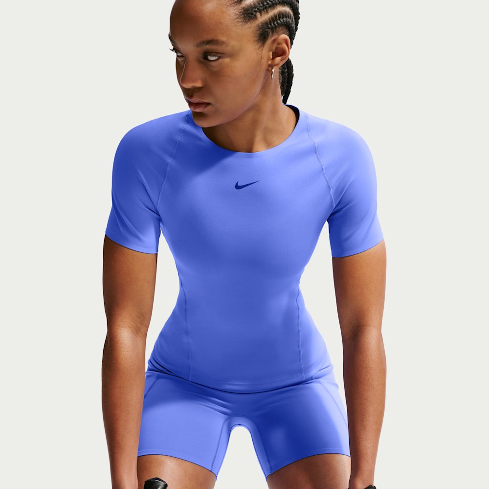 Футболка женская Nike Universa