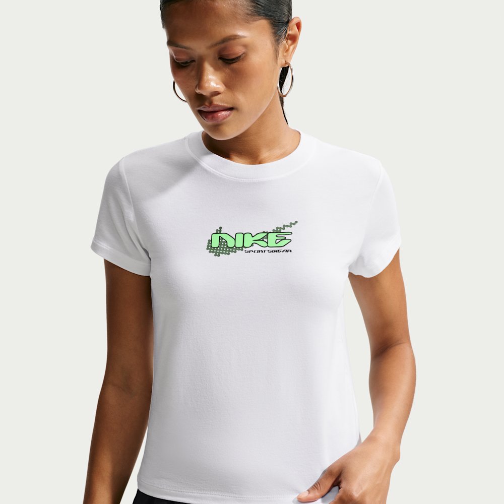 Футболка женская Nike Sportswear Chill Knit