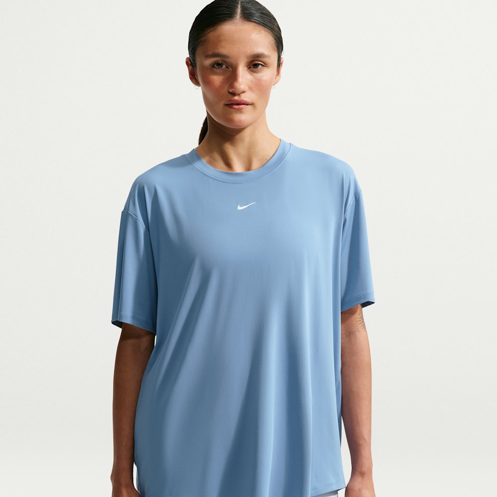Футболка женская Nike One