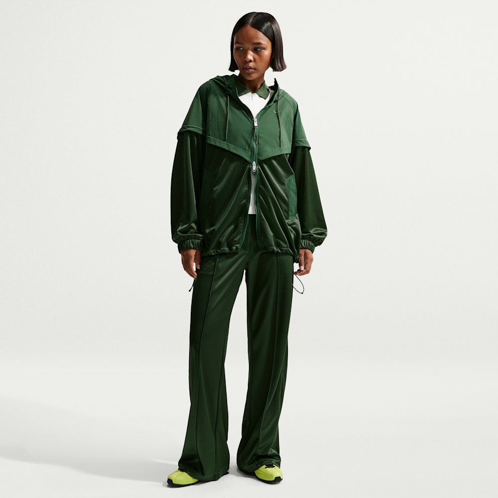 Куртка женская Nike Sportswear Windrunner