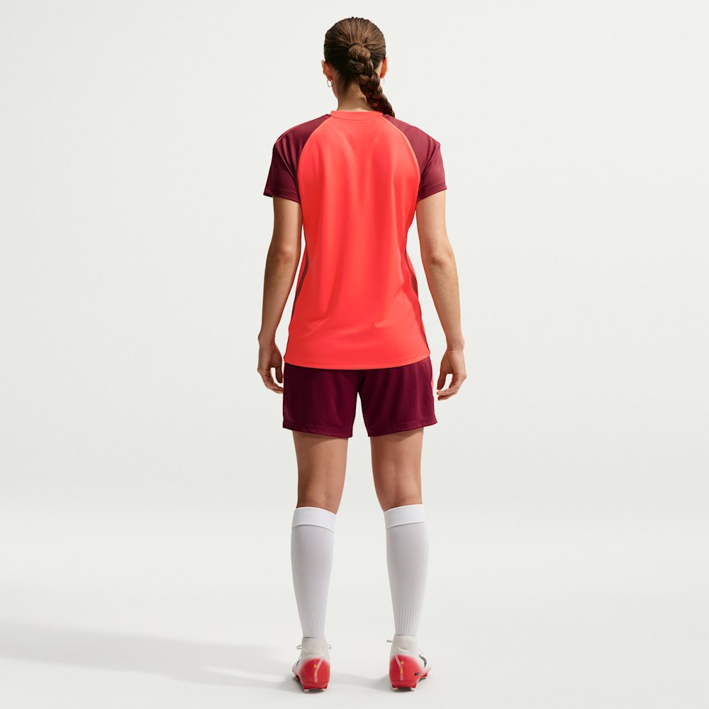 Шорты женские Nike Strike