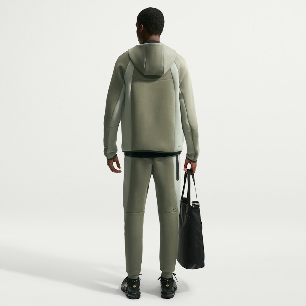 Джоггеры мужские Nike Tech Fleece Color-Block