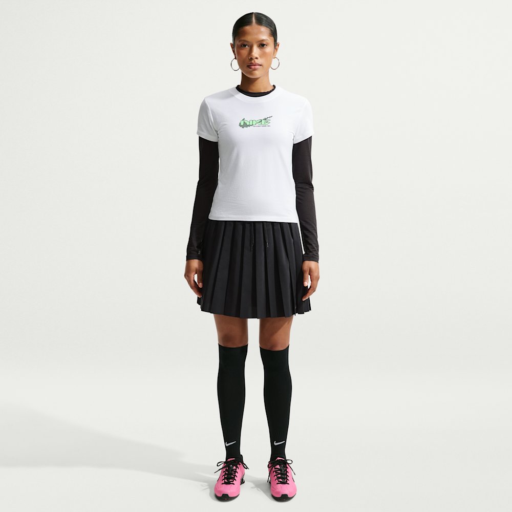 Футболка женская Nike Sportswear Chill Knit