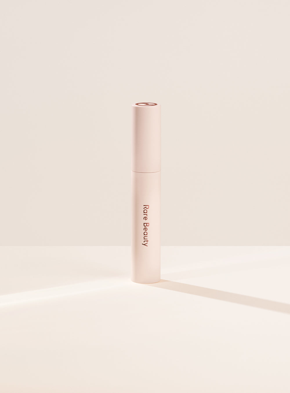 Тушь для ресниц Rare Beauty Perfect Strokes Universal Volumizing Mascara, оттенок Brown