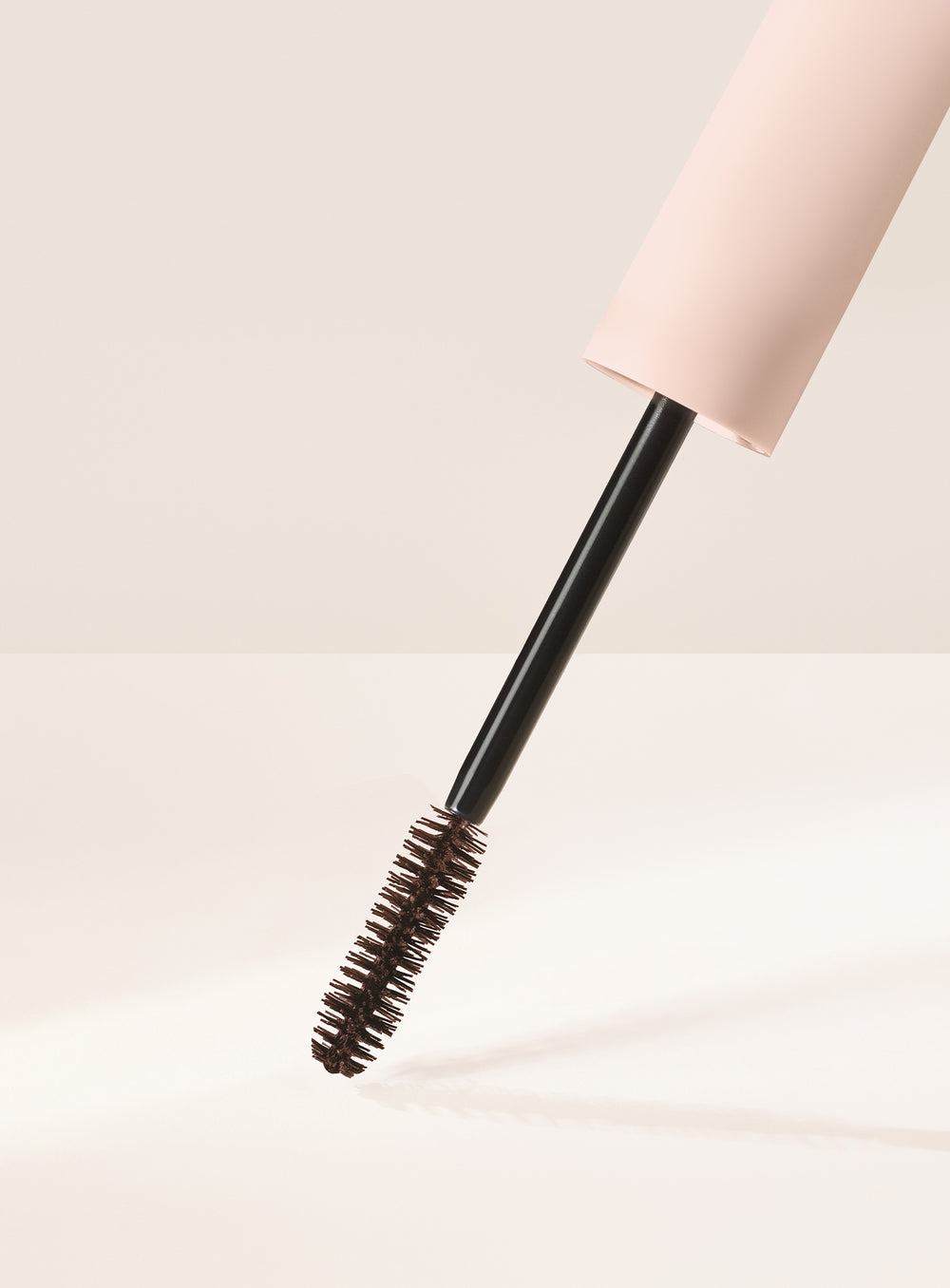 Тушь для ресниц Rare Beauty Perfect Strokes Universal Volumizing Mascara, оттенок Brown